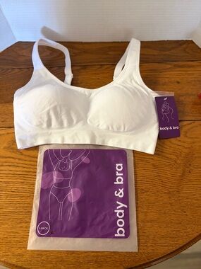 Body & Bra White Everyday Wireless Comfort Bra NWT. Size L